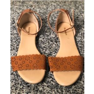 Old Navy Tan/Brown Sandles with Ankle Strap Size 8